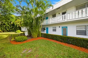 2929 SE Ocean Blvd Unit, Stuart, FL 34996 - Photo 3