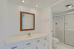 5390 Woodland Lakes Dr, Palm Beach Gardens, FL 33418 - Photo 17