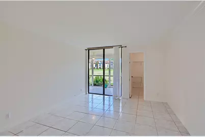 5390 Woodland Lakes Drive, Unit #102, Palm Beach Gardens, FL 33418 - Photo 19