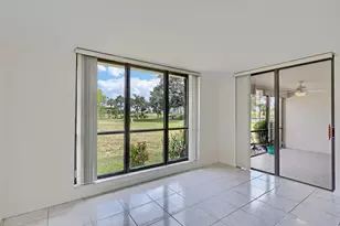 5390 Woodland Lakes Dr, Palm Beach Gardens, FL 33418 - Photo 7