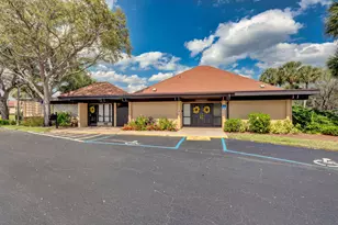 5390 Woodland Lakes Dr, Palm Beach Gardens, FL 33418 - Photo 37