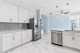 12403 Cascades Pointe Dr, Boca Raton, FL 33428 - Photo 15