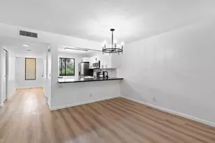341 Lakeview Dr, Weston, FL 33326 - Photo 13