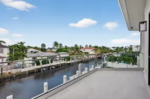 785 NE 70th St, Boca Raton, FL 33487 - Photo 43