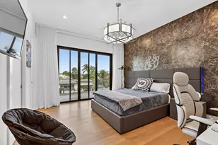 785 NE 70th St, Boca Raton, FL 33487 - Photo 49