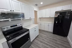 718 Whippoorwill Ln, Delray Beach, FL 33445 - Photo 9