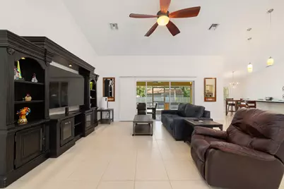 6012 Bamboo Drive, Fort Pierce, FL 34982 - Photo 5