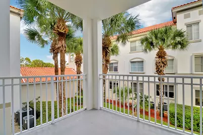 11033 Legacy Boulevard, Unit #203, Palm Beach Gardens, FL 33410 - Photo 5