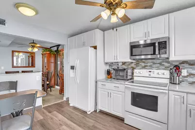 3959 Via Poinciana, Unit #503, Lake Worth, FL 33467 - Photo 15