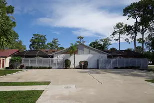 1167 Periwinkle Pl, Wellington, FL 33414 - Photo 3