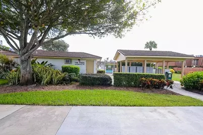 1482 N Lawnwood Circle, Unit #30-D, Fort Pierce, FL 34950 - Photo 19