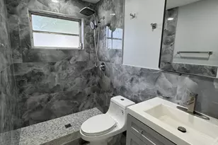 490 W 31st St, Riviera Beach, FL 33404 - Photo 3