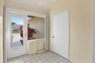 10819 SE Sea Pines Cir, Hobe Sound, FL 33455 - Photo 3