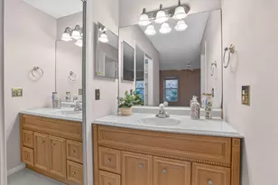 10819 SE Sea Pines Cir, Hobe Sound, FL 33455 - Photo 23