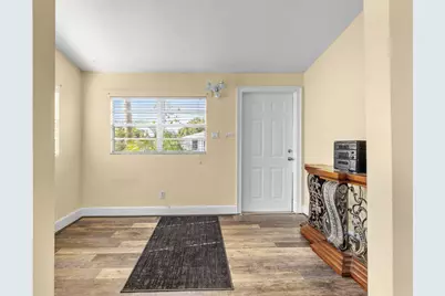 921 SE Nassau Avenue, Stuart, FL 34994 - Photo 3