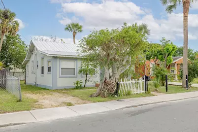 921 SE Nassau Avenue, Stuart, FL 34994 - Photo 33