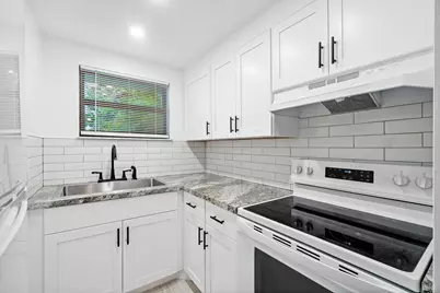 626 N Federal Highway #3, Lake Worth Beach, FL 33460 - Photo 1
