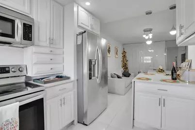 700 SE 6 Avenue, Unit #107, Deerfield Beach, FL 33441 - Photo 17