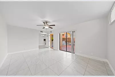 8194 Thames Boulevard, Unit #B, Boca Raton, FL 33433 - Photo 13