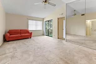 7665 Tahiti Ln, Lake Worth, FL 33467 - Photo 9