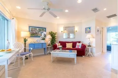 314 Venetian Drive, Unit #7, Delray Beach, FL 33483 - Photo 5