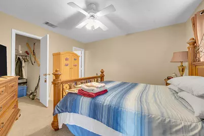 1721 SE Balmoral Court, Port Saint Lucie, FL 34952 - Photo 11