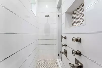 11823 Lake Shore Place, Palm Beach Gardens, FL 33408 - Photo 47