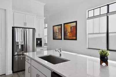 473 SE Fascino Circle, Port Saint Lucie, FL 34984 - Photo 9