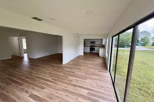 2101 SE Holland St, Port Saint Lucie, FL 34952 - Photo 17