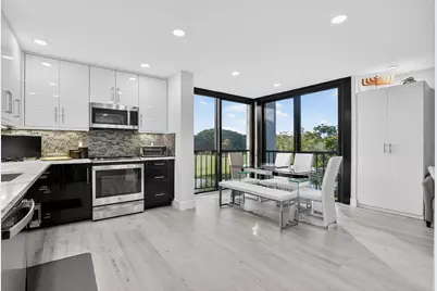 7802 Lakeside Boulevard, Unit #734, Boca Raton, FL 33434 - Photo 13