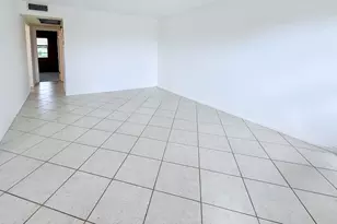 124 Preston C, Boca Raton, FL 33434 - Photo 1