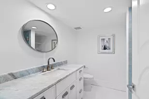 2435 Presidential Way, West Palm Beach, FL 33401 - Photo 37