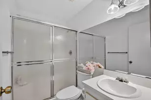 4542 Lucerne Lakes Blvd E, Lake Worth, FL 33467 - Photo 17