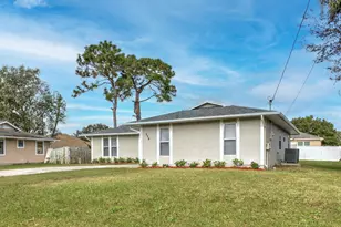 554 NW Twylite Terrace, Port Saint Lucie, FL 34983 - Photo 3