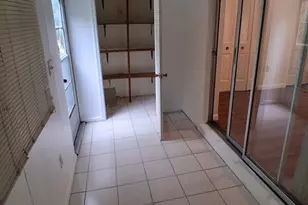 2878 Donnelly Dr, Lake Worth, FL 33462 - Photo 7