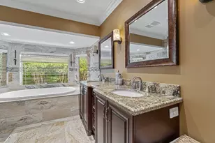 870 NW 7th St, Boca Raton, FL 33486 - Photo 25