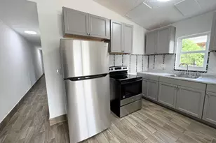 1050 W 7th St, Riviera Beach, FL 33404 - Photo 5