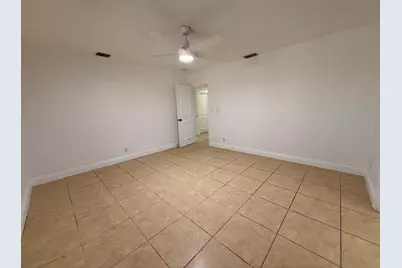 6797 NE 7th Avenue, Boca Raton, FL 33487 - Photo 15