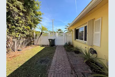 6797 NE 7th Avenue, Boca Raton, FL 33487 - Photo 29