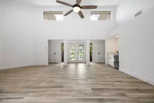 6101 Deer Run, Fort Myers, FL 33908 - Photo 9