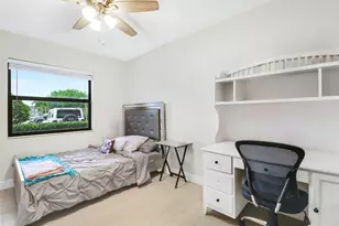 1200 SE Parkview Pl, Stuart, FL 34994 - Photo 9