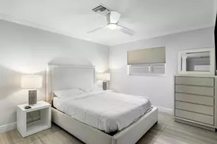 921 Cypress Dr, Delray Beach, FL 33483 - Photo 21