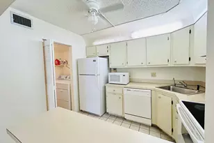 414 Pine Glen Ln, Greenacres, FL 33463 - Photo 3