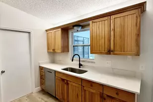 520 NW Azalea Ave, Port Saint Lucie, FL 34983 - Photo 11