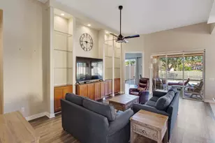 5250 Eleuthra Cir, Vero Beach, FL 32967 - Photo 5