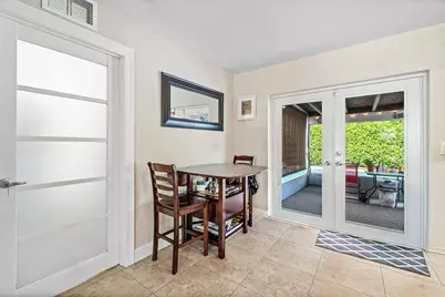 301 SE 10th Court, Deerfield Beach, FL 33441 - Photo 11