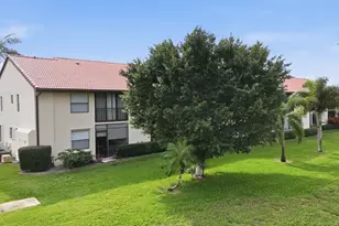 4542 Lucerne Lakes Blvd E, Lake Worth, FL 33467 - Photo 17