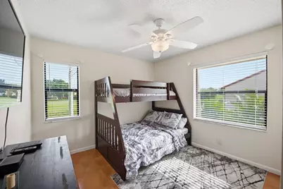 4542 Lucerne Lakes Boulevard E, Unit #206, Lake Worth, FL 33467 - Photo 15