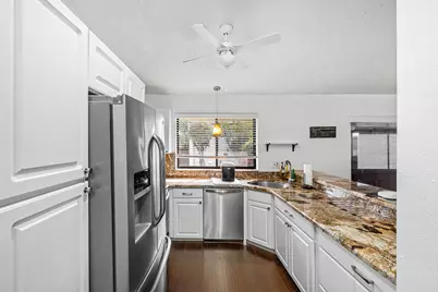 5501 Ainsley Court, Boynton Beach, FL 33437 - Photo 9