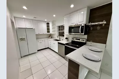 9976 Liberty Rd, Boca Raton, FL 33434 - Photo 7